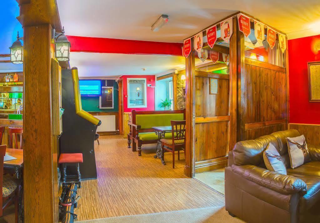 The Blackhorse Accommodation Newton Stewart Bagian luar foto